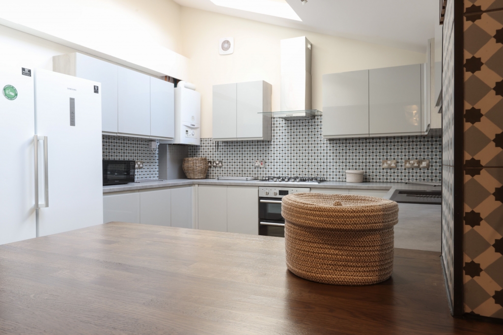  Kendal Lane, Hyde Park, Leeds