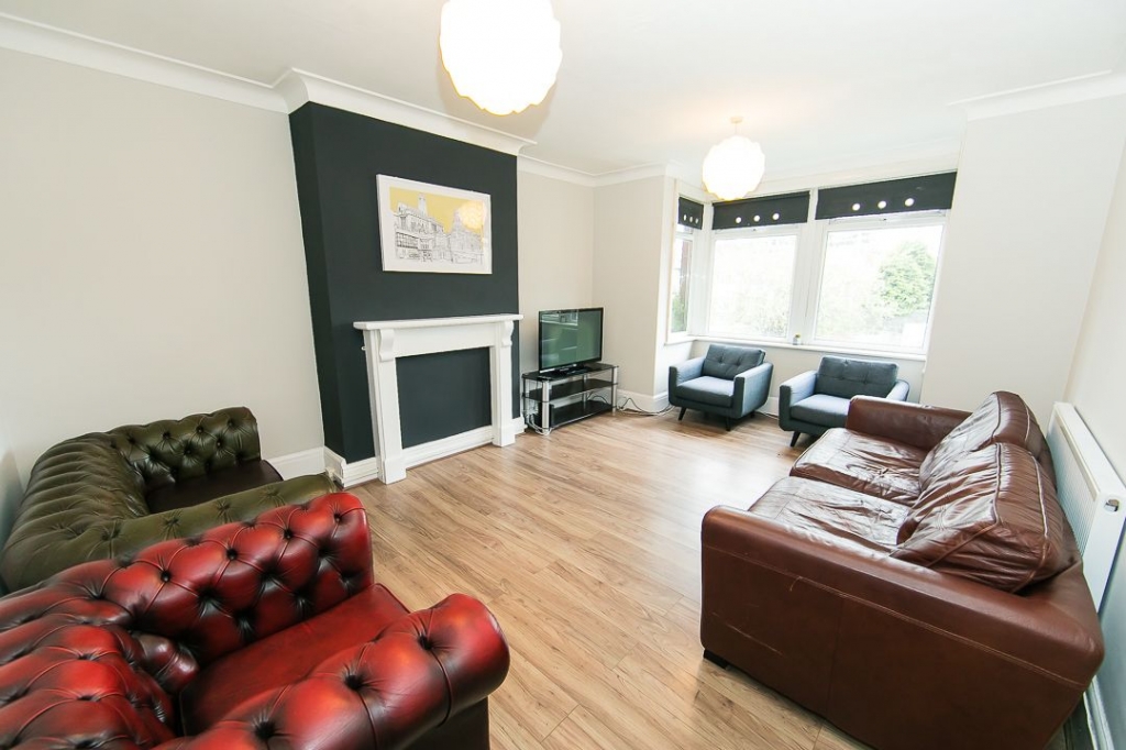  Kirkstall Lane, Headingley, Leeds