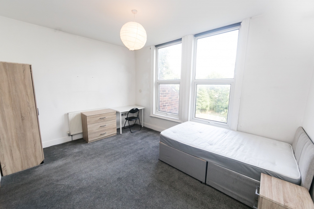 Flat 5, 27 Richmond Road, Headingley, Leeds