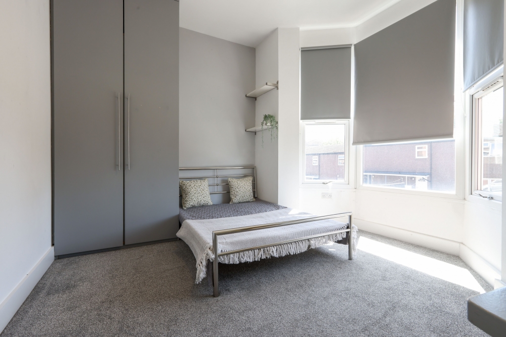  Kendal Lane, Hyde Park, Leeds