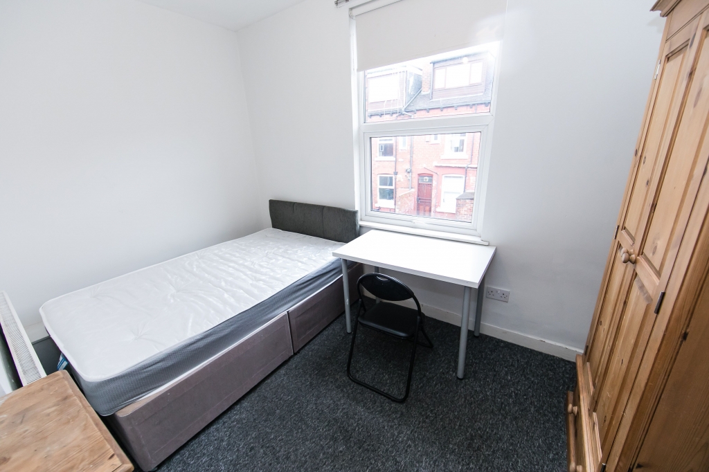  Welton Grove, Hyde Park, Leeds