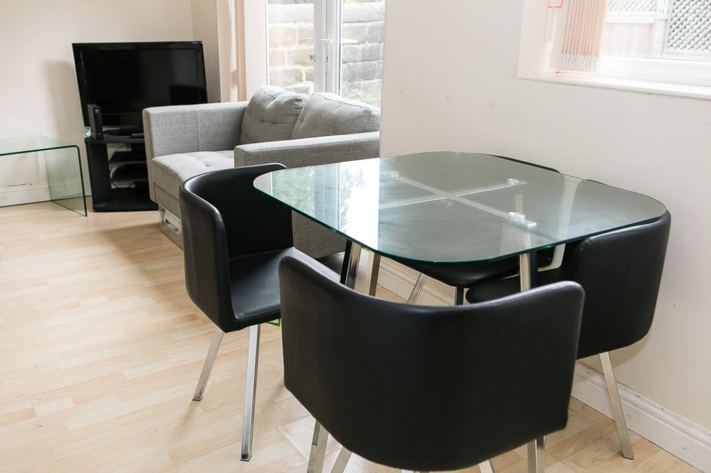  Springbank Crescent, Headingley, Leeds