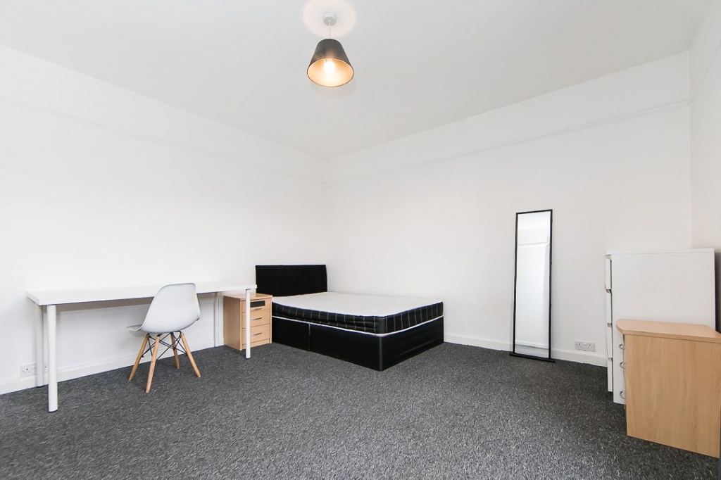  Ash Road, Headingley, Leeds