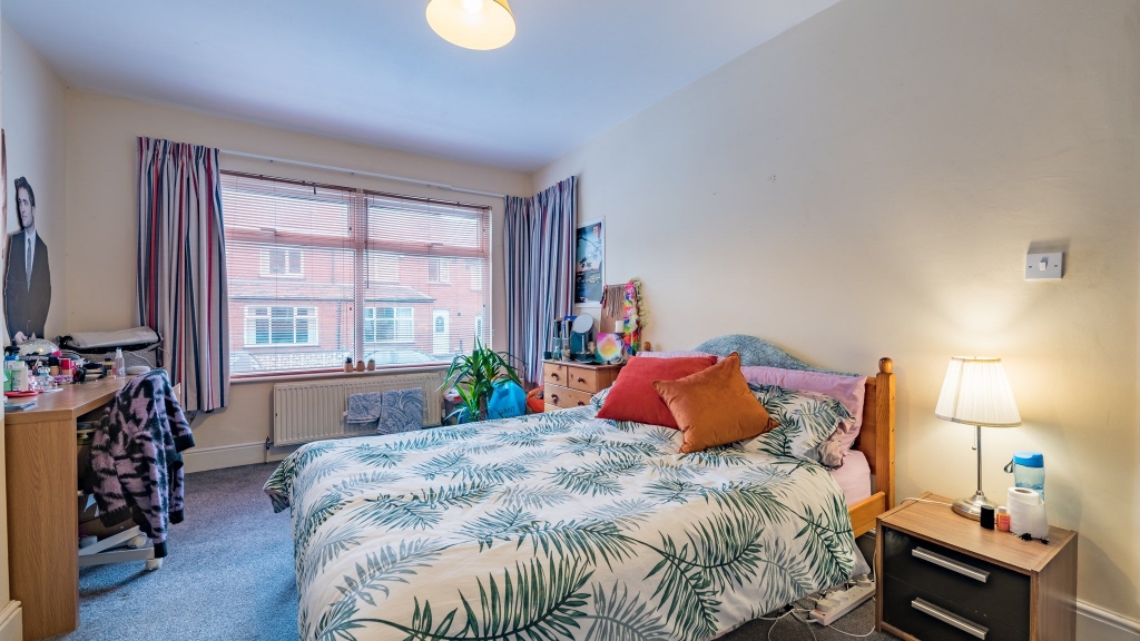  Mayville Avenue, Leeds