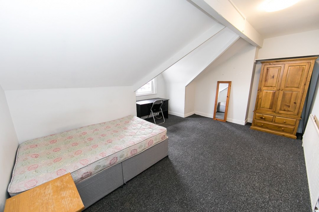  Estcourt Terrace, Headingley, Leeds