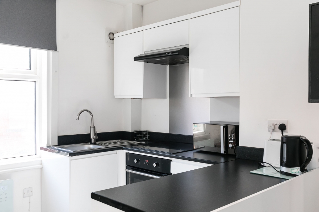 Flat 3, 50 Headingley Avenue, Headingley, Leeds