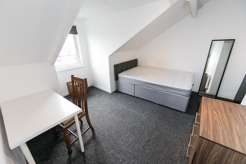 -32  Grimthorpe Terrace, Grimthope Place, Headingley, Leeds