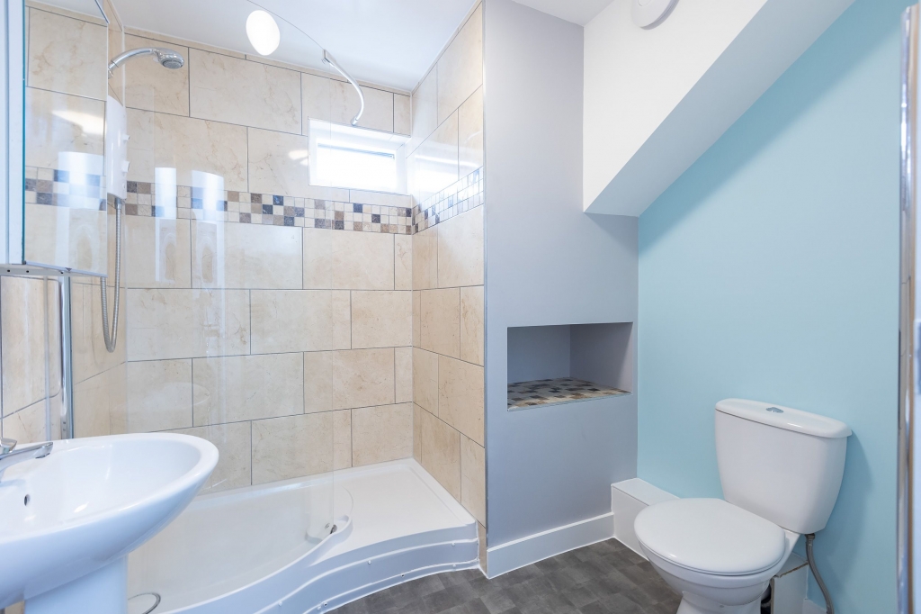  Royal Park View, Hyde Park, Leeds