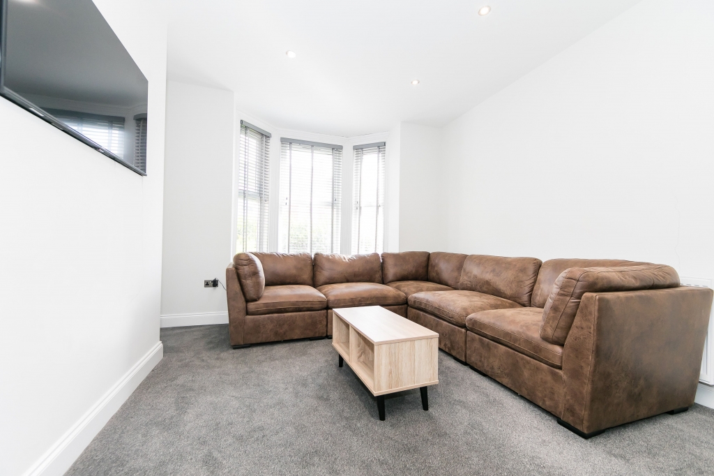  Cliff Mount, Woodhouse, Leeds