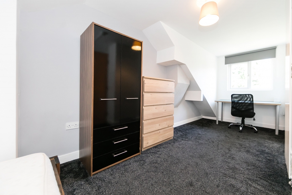  Derwentwater Grove, Headingley, Leeds
