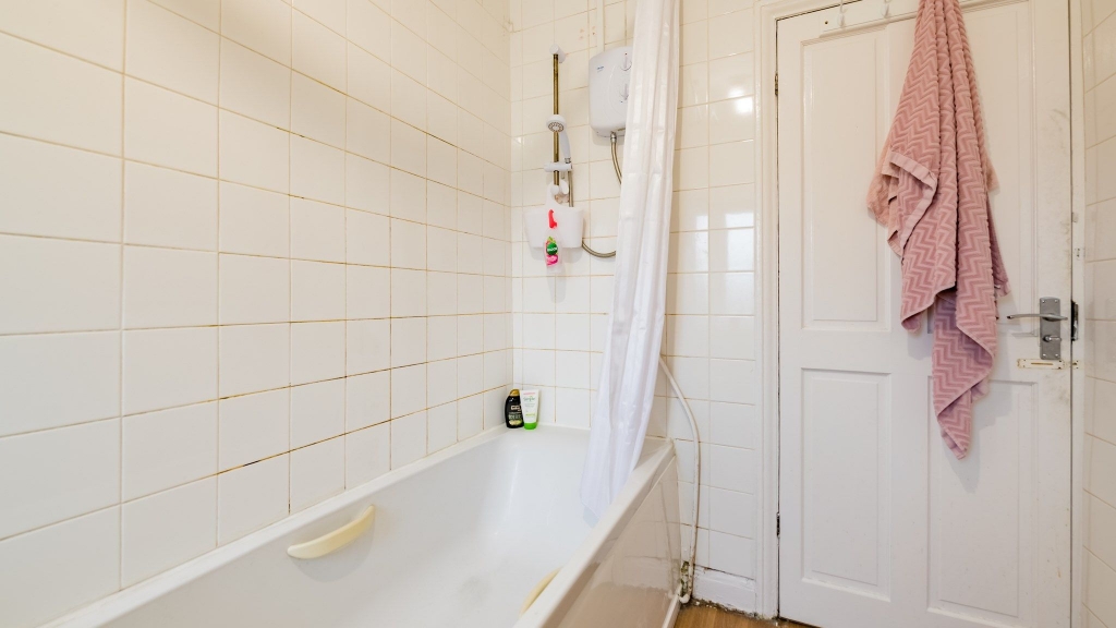 Mayville Avenue, Leeds