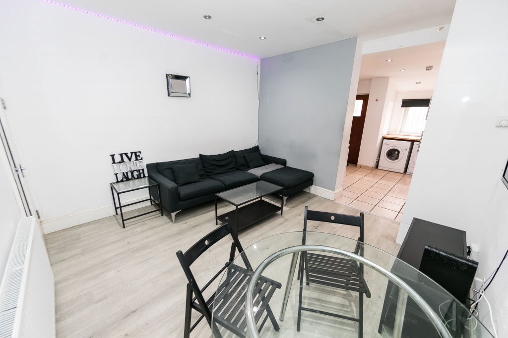 Hartley Grove, Hyde Park, Leeds