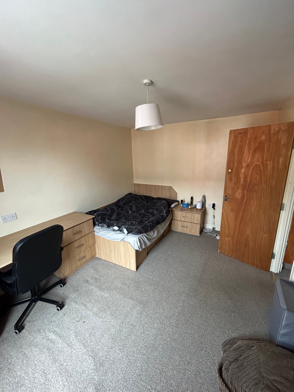 a Kelsall Road, Leeds