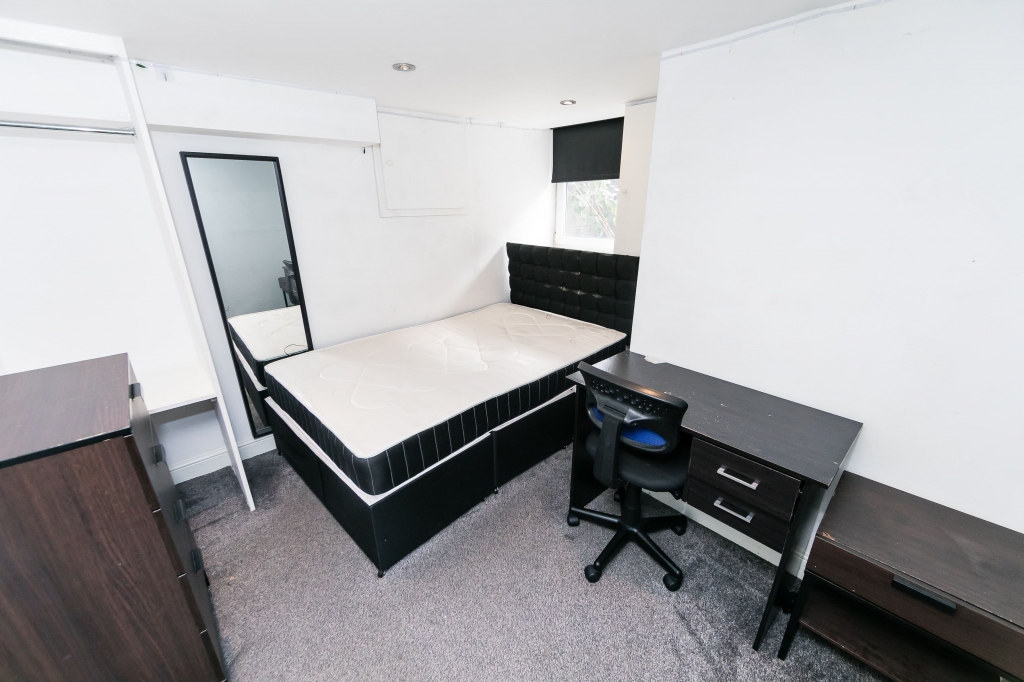 Hartley Grove, Hyde Park, Leeds