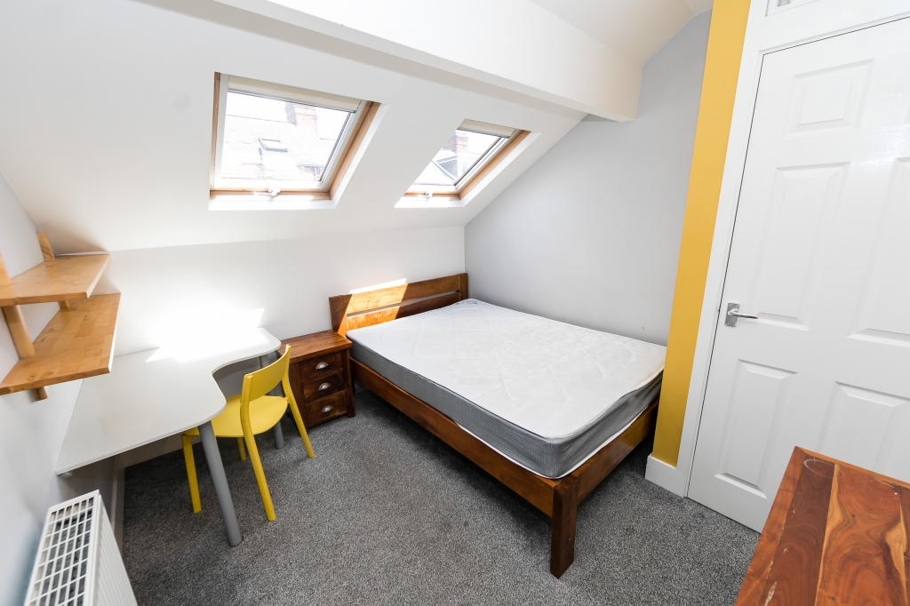  Clarkson View, Hyde Park, Leeds