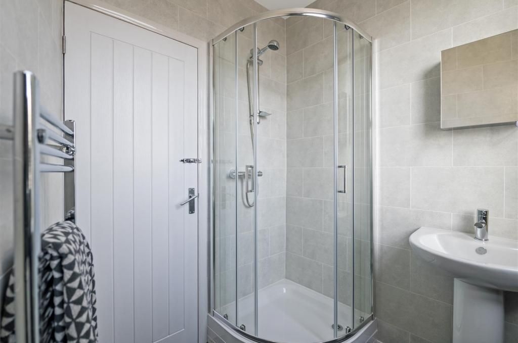  The Village Street, Burley, Leeds