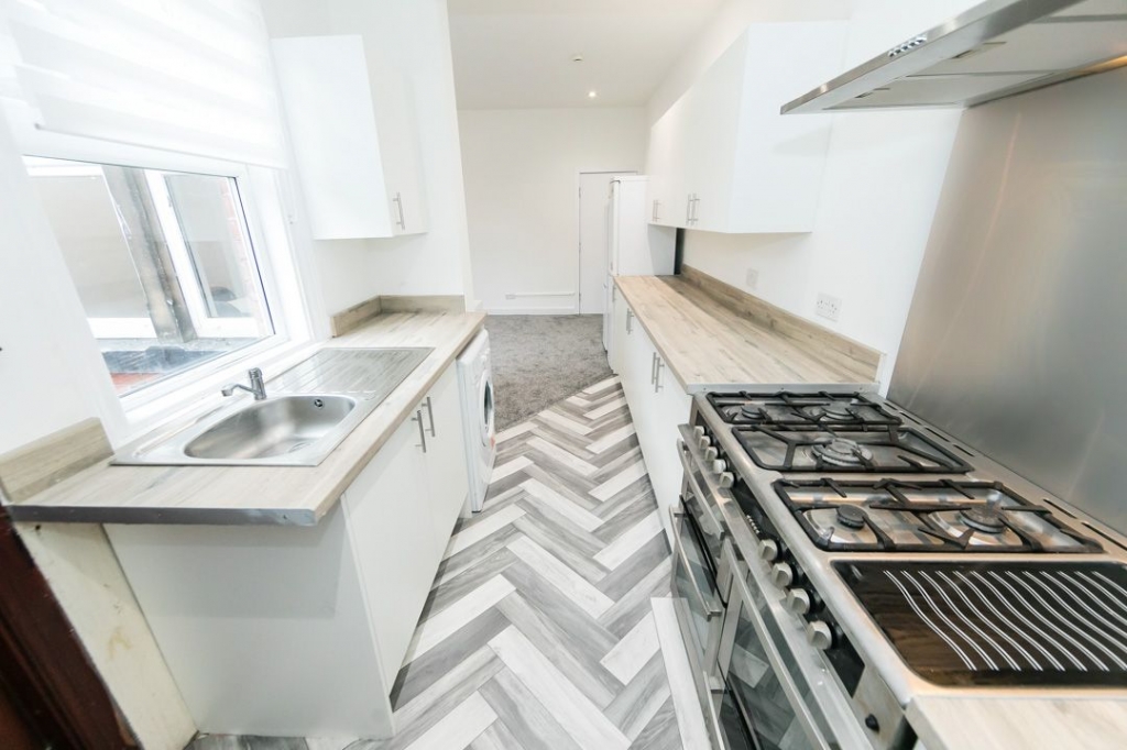  Winston Gardens, Headingley, Leeds