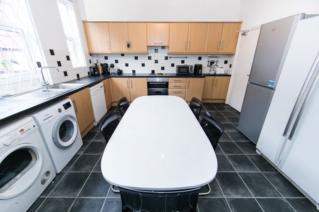 Burchett Grove, Leeds, West Yorkshire, LS6 2JA, United Kingdom