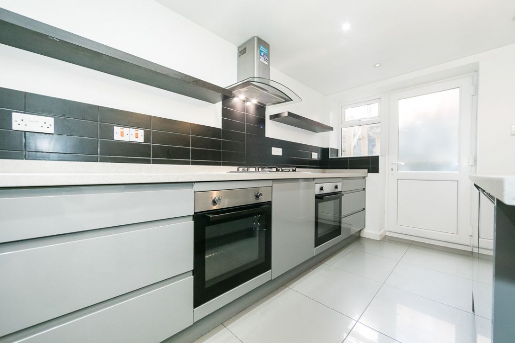  Manor Drive, Leeds