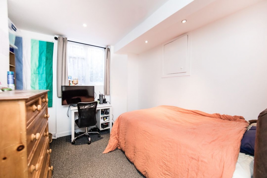  Delph Mount, Leeds, LS6 2HS, 43 Delph Mount, Leeds, LS6 2HS, United Kingdom (woodhouse)