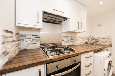 Basement Flat, 44 Headingley Avenue, Headingley, Leeds