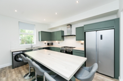 3 Cliff Mount, Woodhouse, Leeds