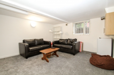 Photo 0