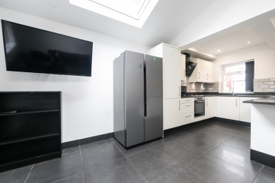 6 Derwentwater Terrace, Headingley, Leeds
