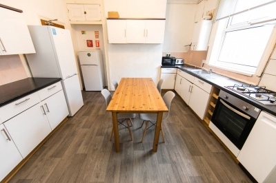 46 Brudenell Mount, Leeds