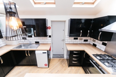 24 Clarkson View, Hyde Park, Leeds
